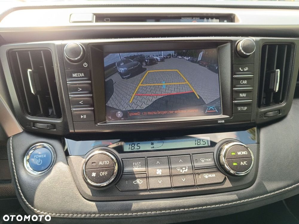 Toyota RAV4 Hybrid Prestige 4x4 - 18