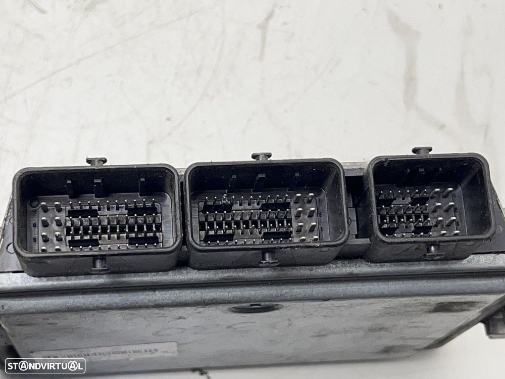 Centralina do motor ECU  Usado RENAULT SCENIC II 1.5 dCi S122326114A | 820084371... - 2