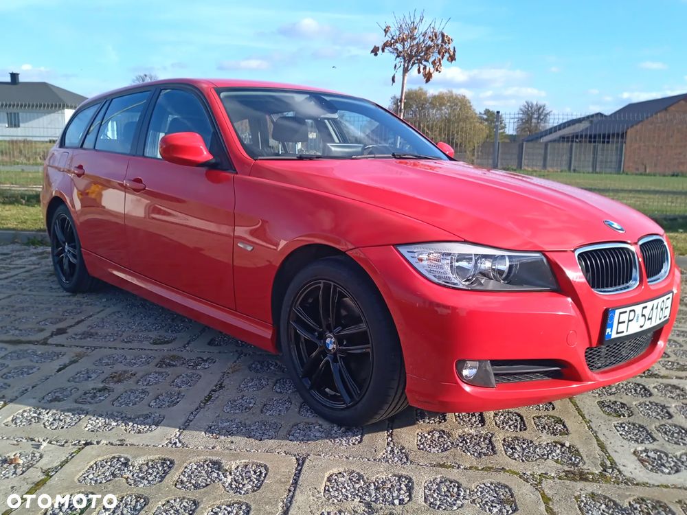 BMW Seria 3 318d Touring - 4