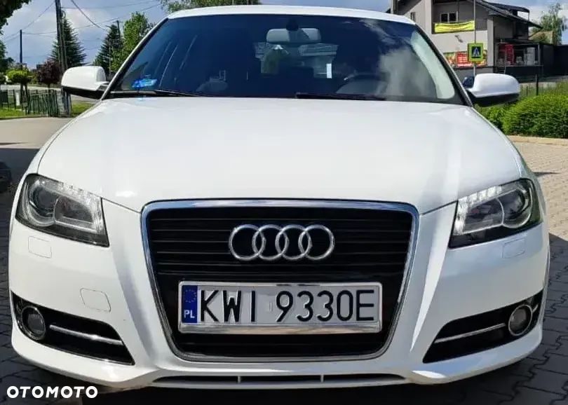 Audi A3 Sportback 1.6 TDI DPF Ambition - 2