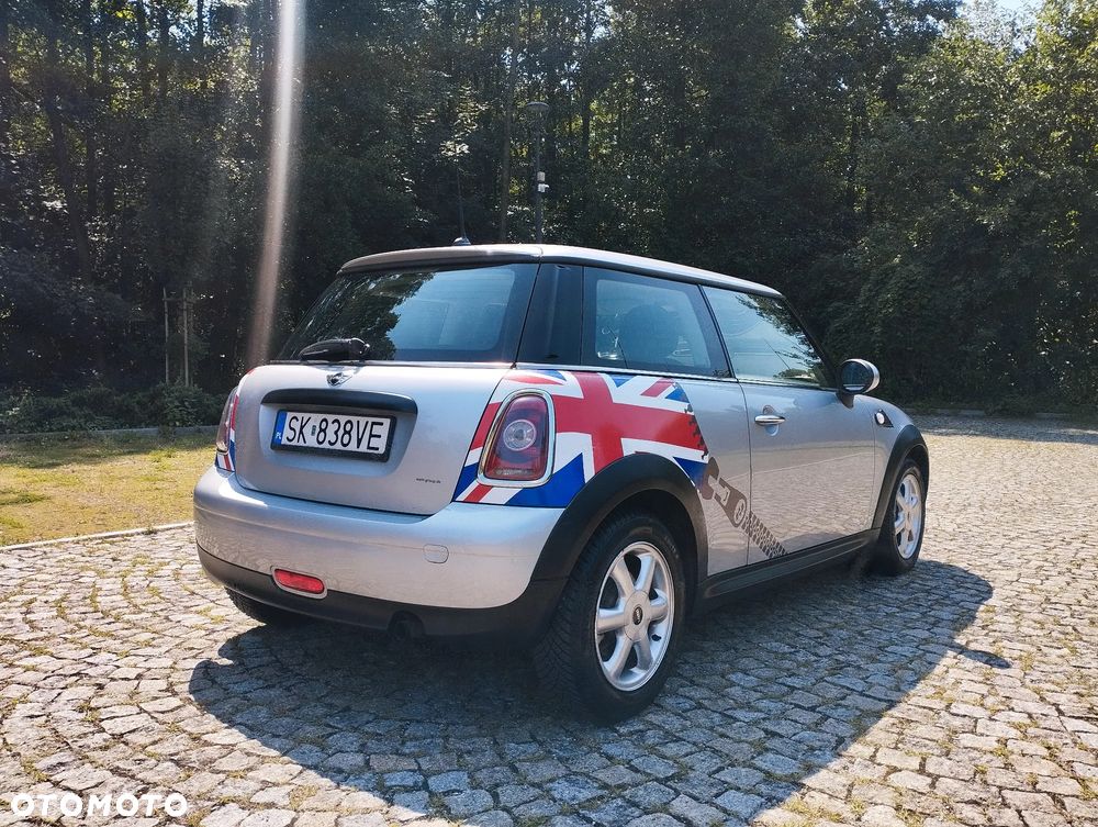 MINI ONE - 6