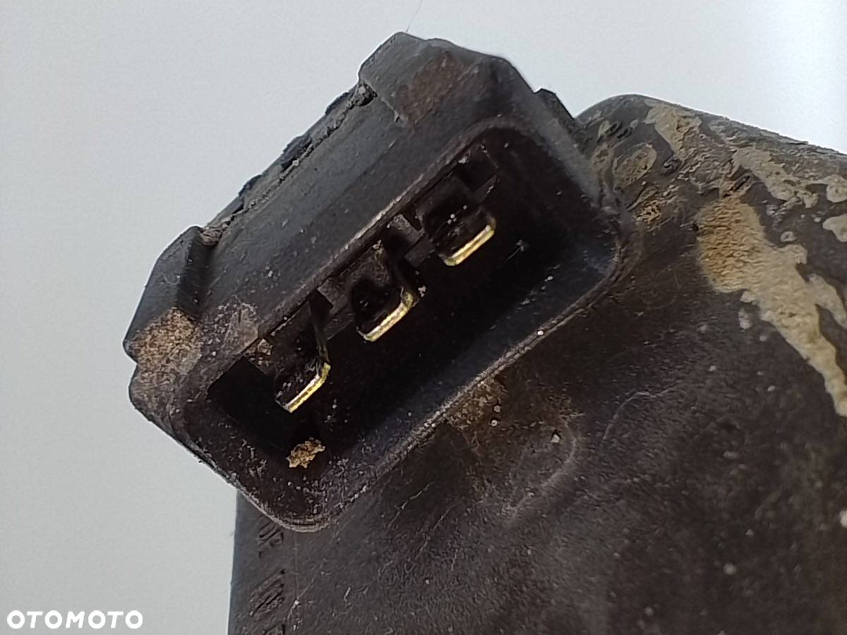 LAMPA PRZÓD PRAWA TOYOTA YARIS I ( 99-05 ) 81110-0D081   89900175 - 2