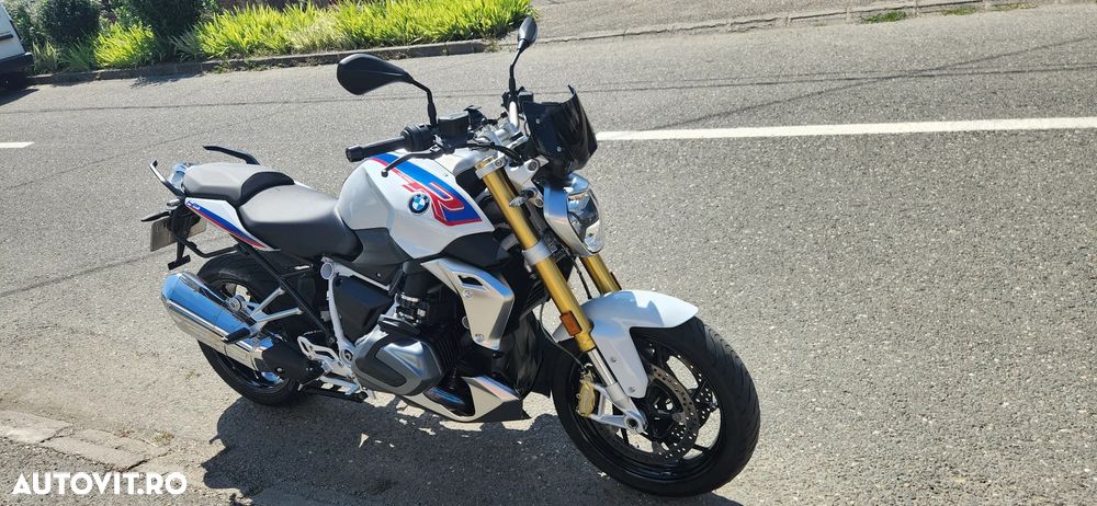 BMW R1250R - 4