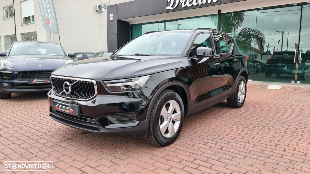 Volvo XC 40 1.5 T2 Momentum Plus - 4