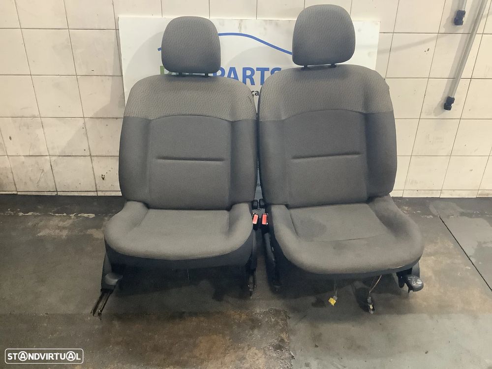 Jogo de banco Renault Clio II - 1