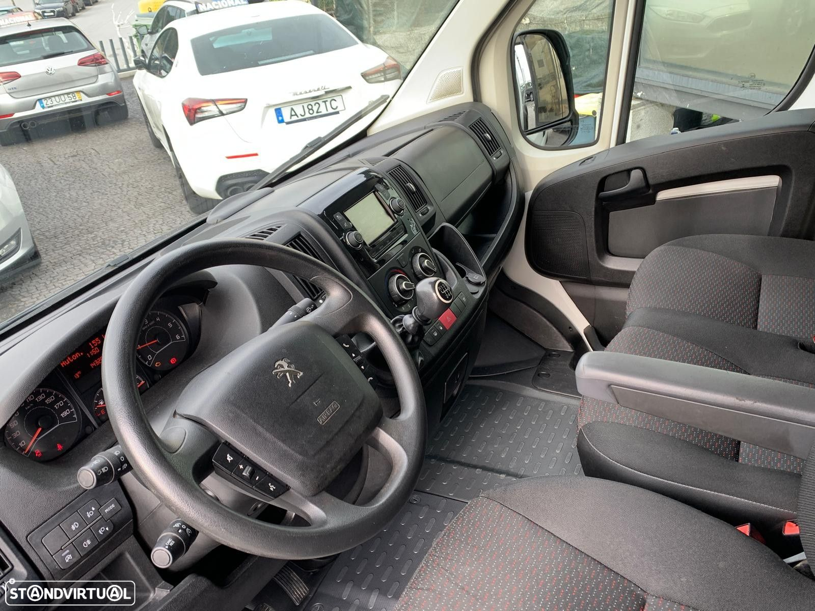 Peugeot Boxer 2.2 BlueHDi 335 L2 CD - 18