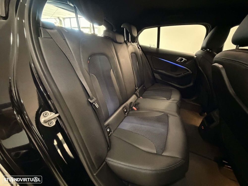 BMW 116 d Pack Desportivo M - 13