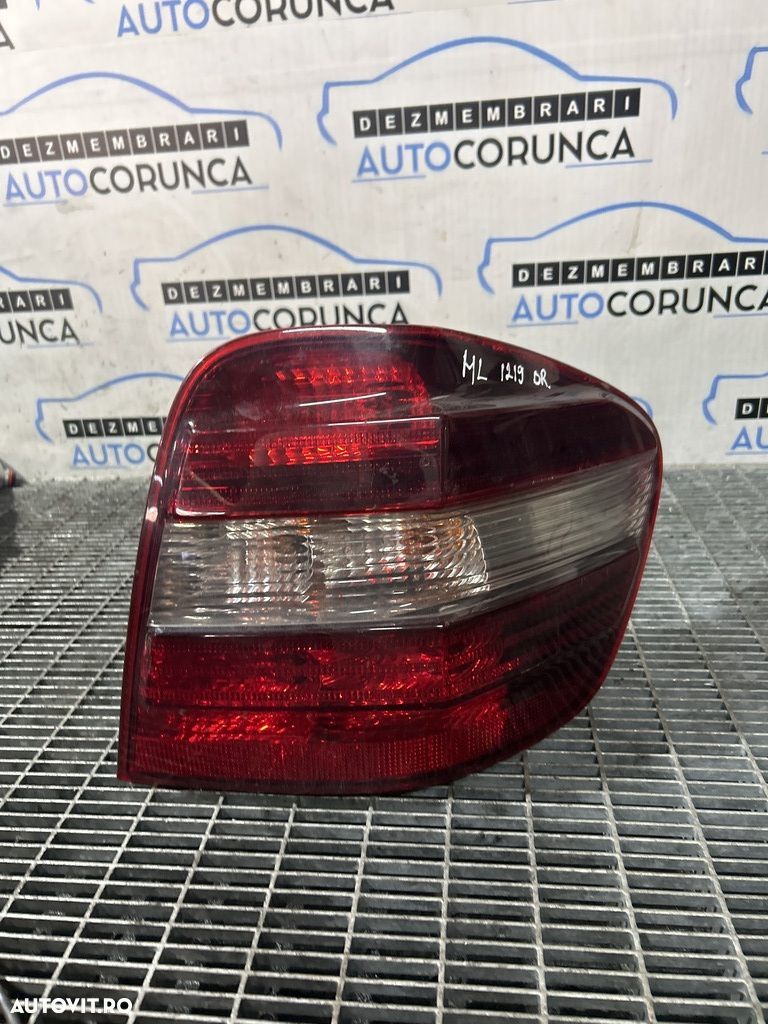 Stop Dreapta Mercedes ML W164 Facelift 2008 - 2009 SUV 4 Usi (1219) Bec clasic - 1
