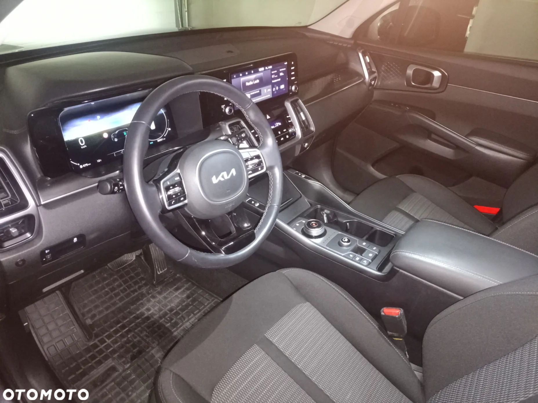 Kia Sorento 1.6 T-GDI HEV M 7os - 25