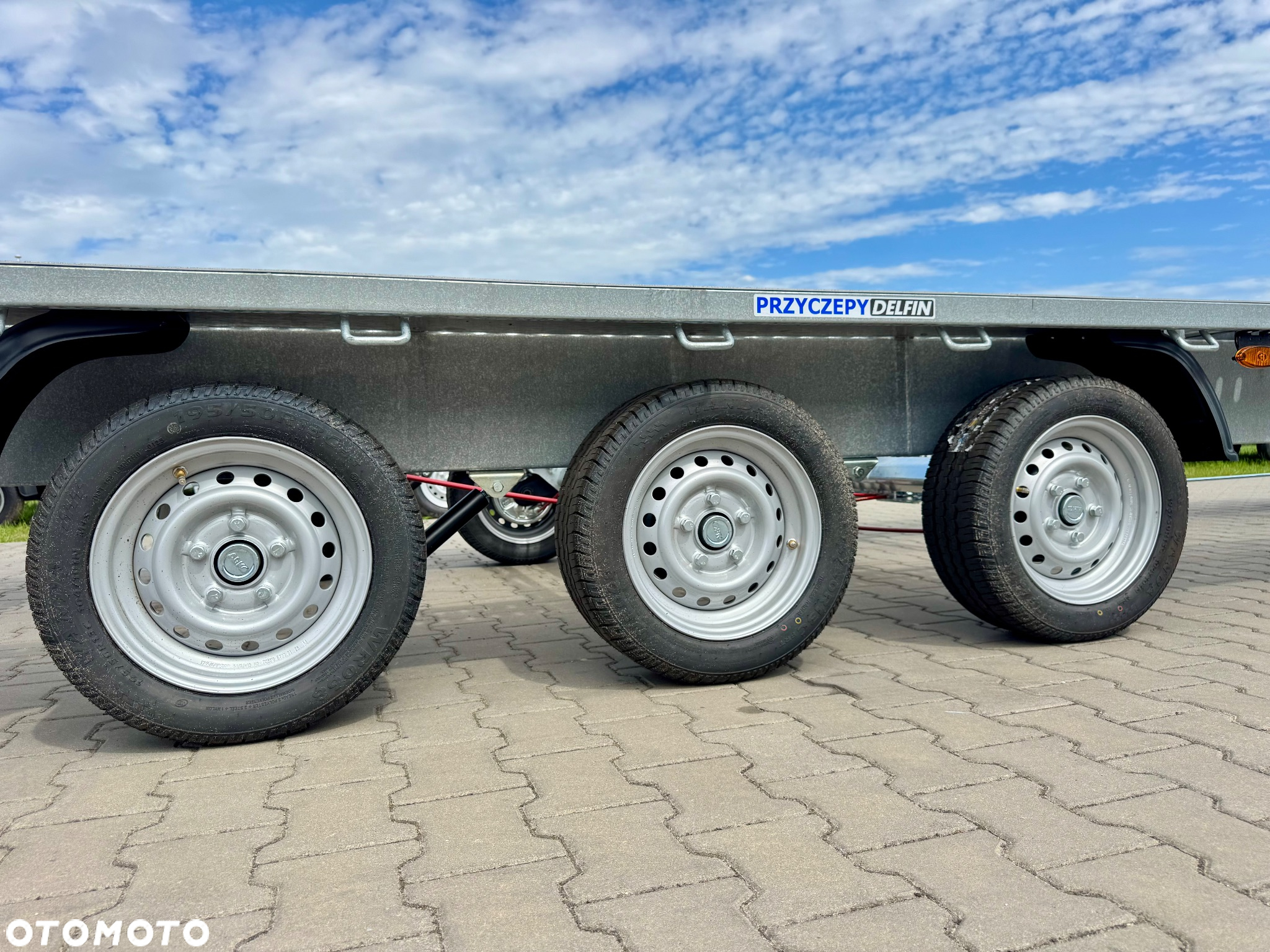 Niewiadów Indiana 9m x 2.1 m | 3.5T - 9