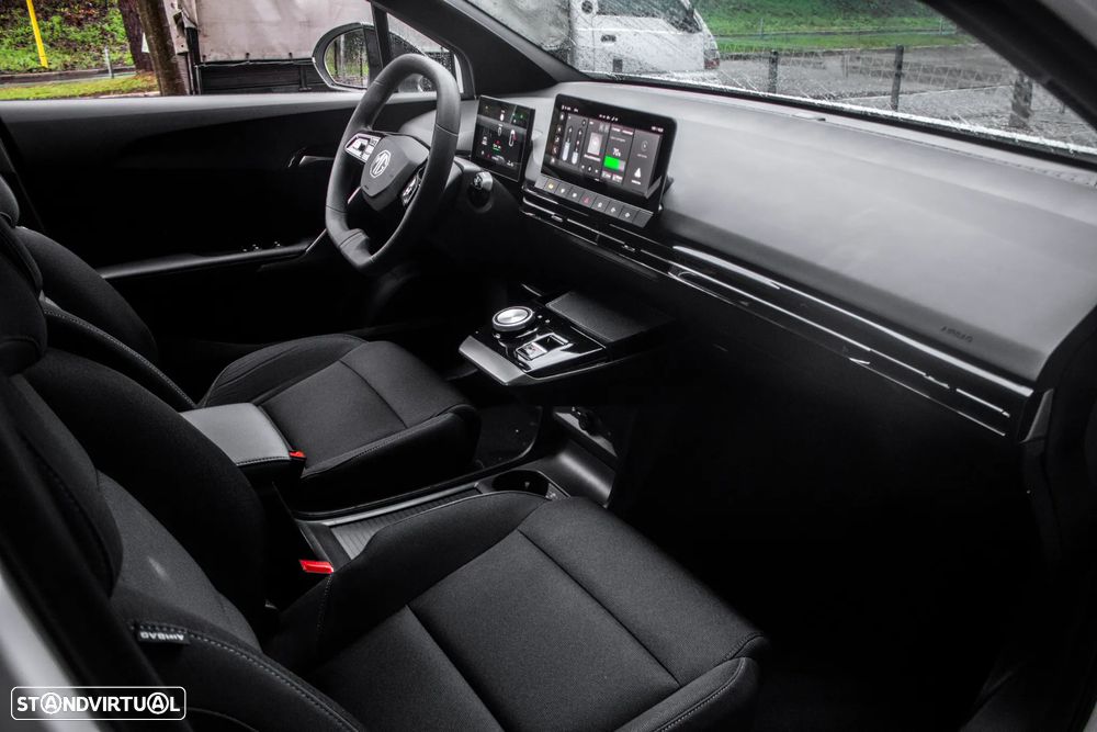 MG MG4 4 Standard - 23