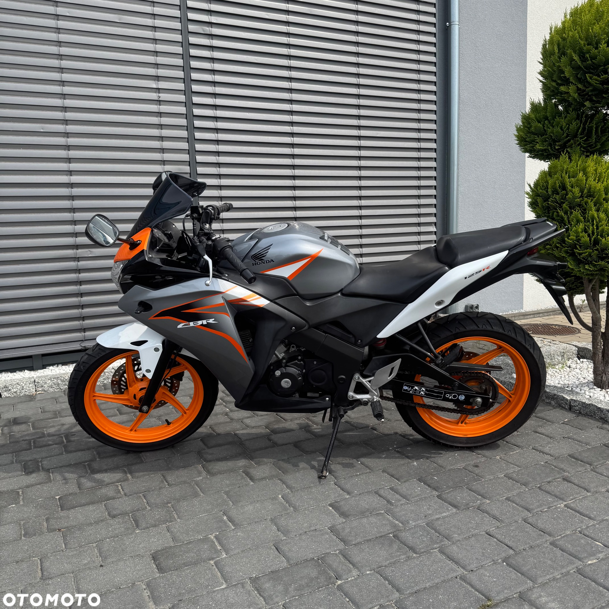 Honda CBR - 8