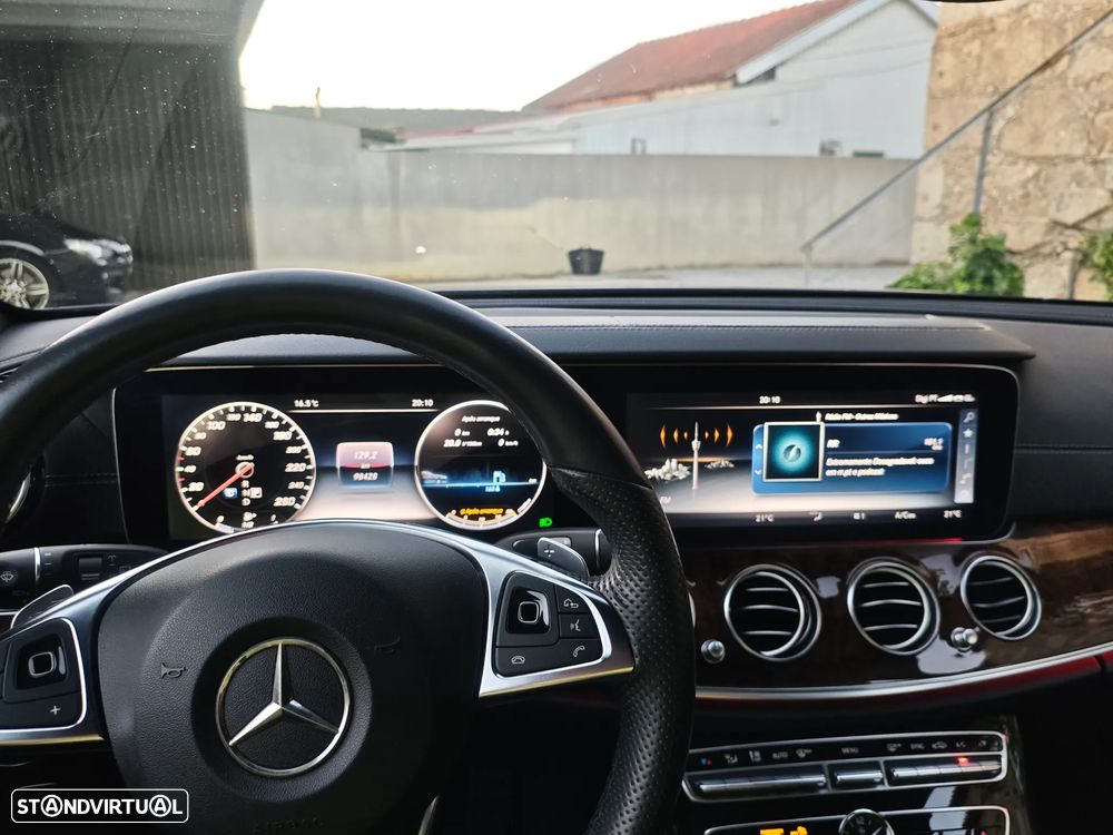Mercedes-Benz E 220 d AMG - 11