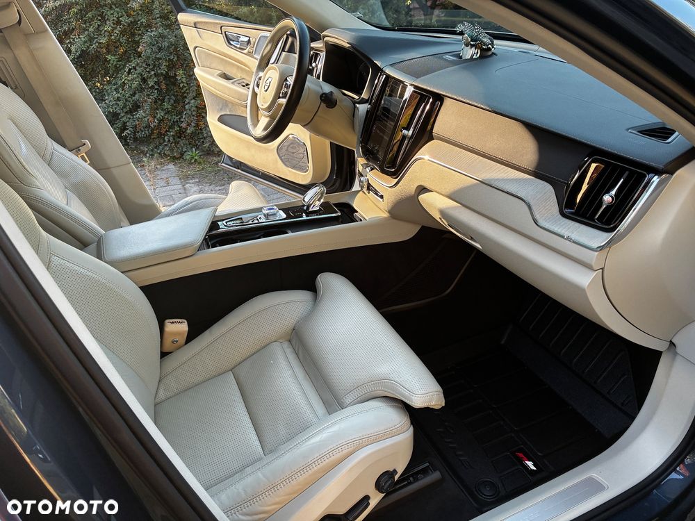 Volvo XC 60 T8 AWD Geartronic Polestar Engineered - 4