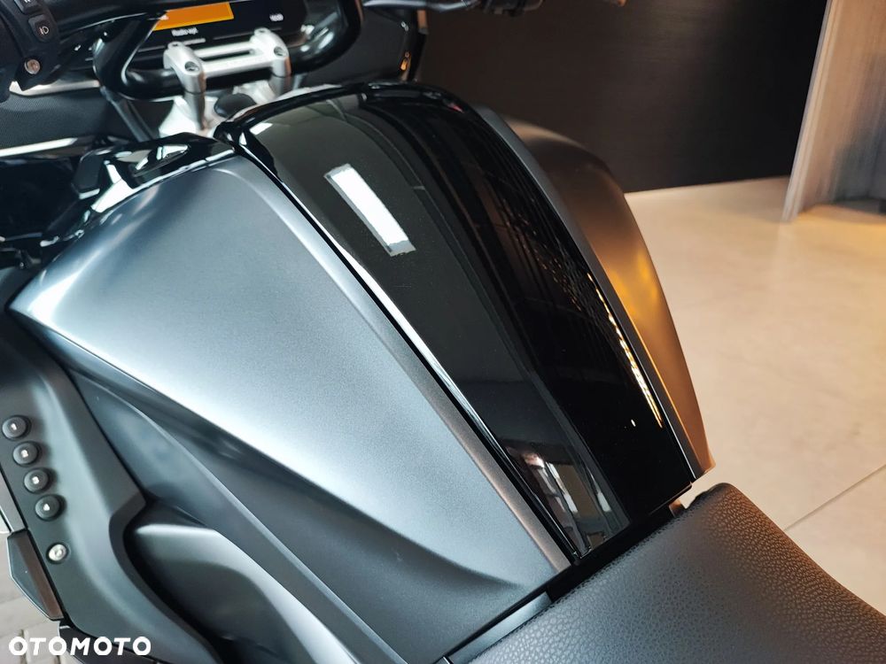 BMW K - 9