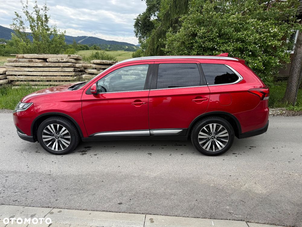 Mitsubishi Outlander 2.0 Intense + Navi 4WD CVT - 27