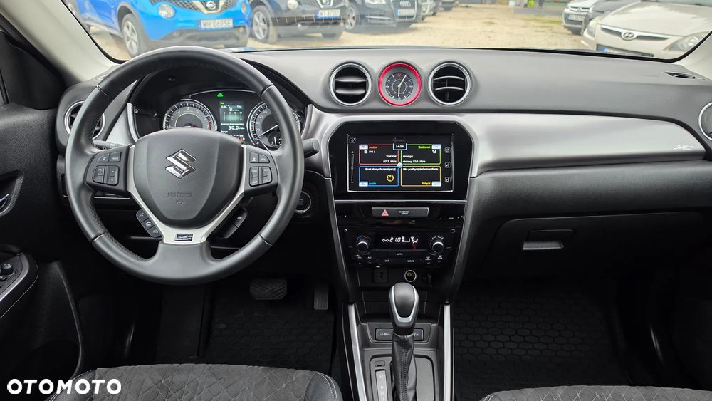 Suzuki Vitara 1.5 Dualjet Hybrid AGS Comfort+ - 29