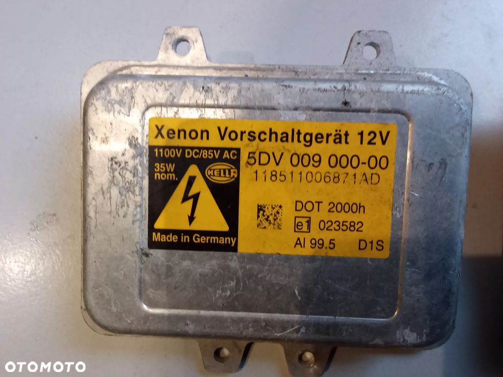 Przetwornica BMW E60 E61 E65 E66 E70 E71.  5DV009000-00 - 2