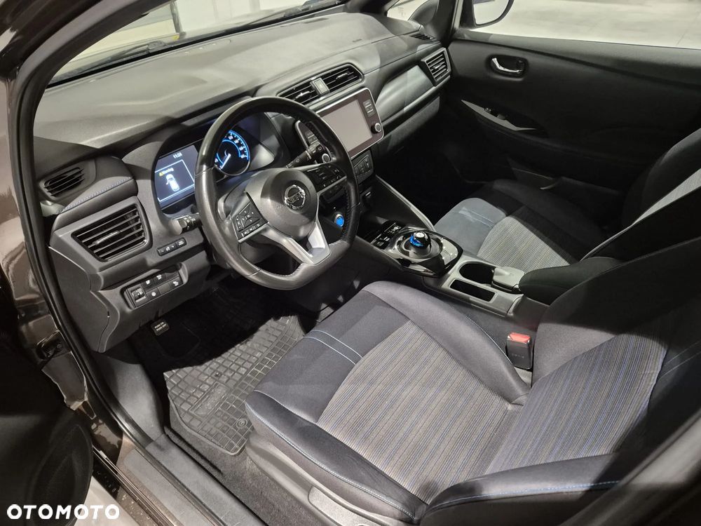 Nissan Leaf 40kWh 10 - 10