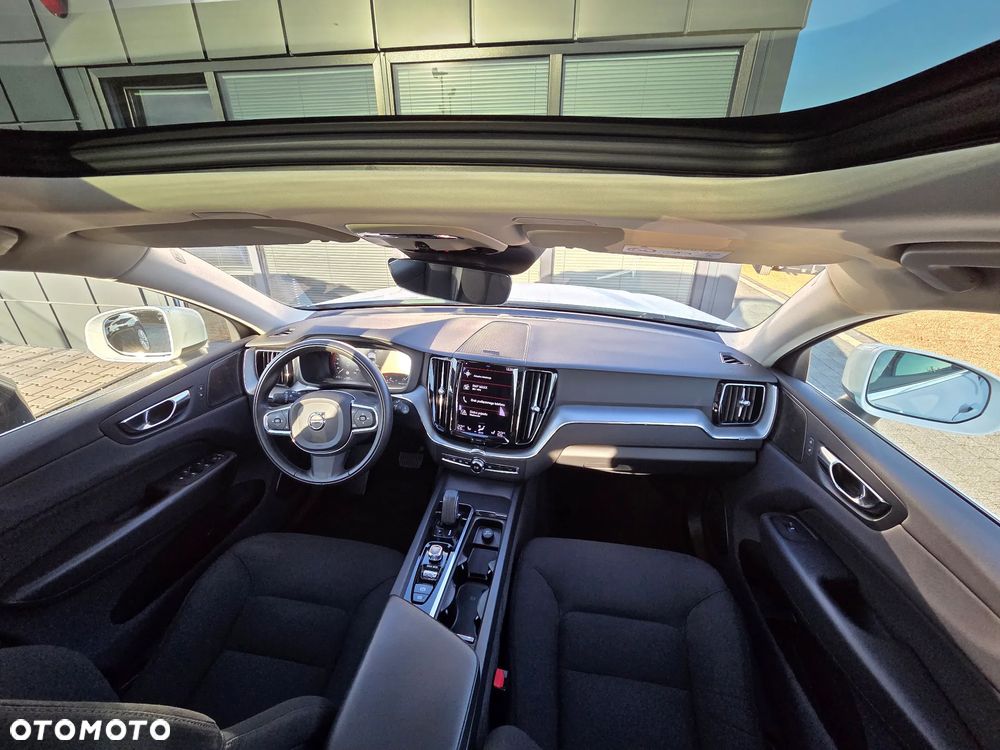 Volvo XC 60 T6 Plug-In Hybrid AWD Essential - 31