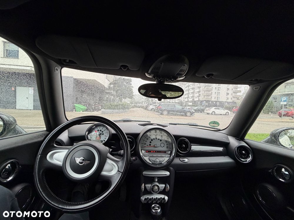 MINI Cooper Standard - 8