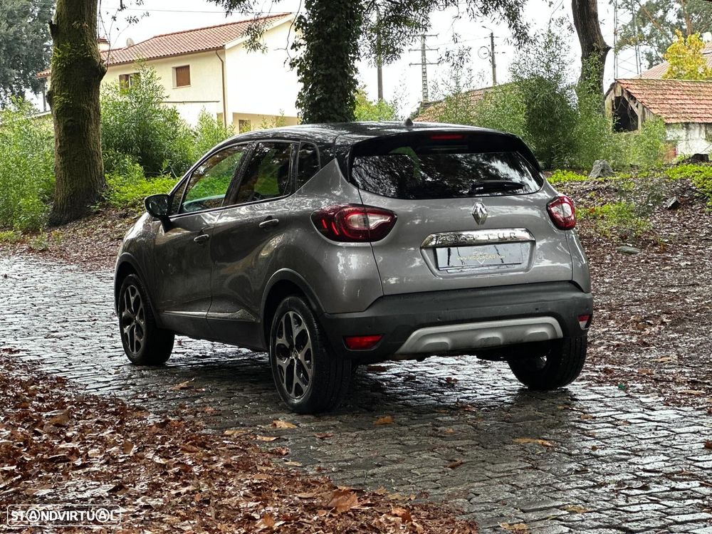 Renault Captur TCe 100 INTENS - 24