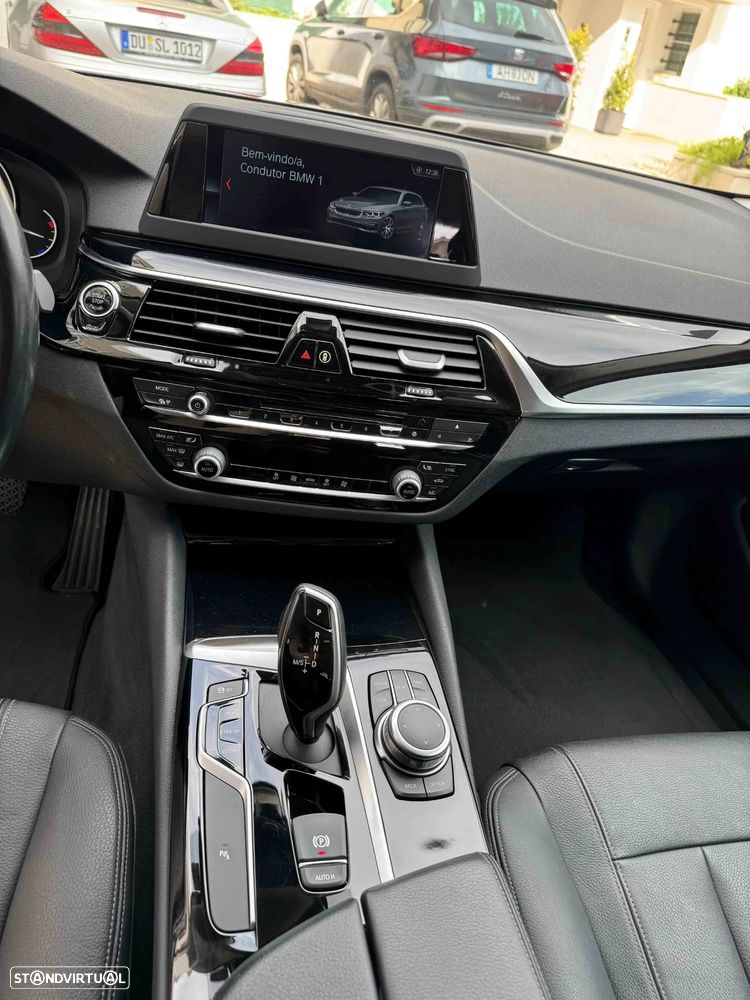 BMW 520 d Auto - 11