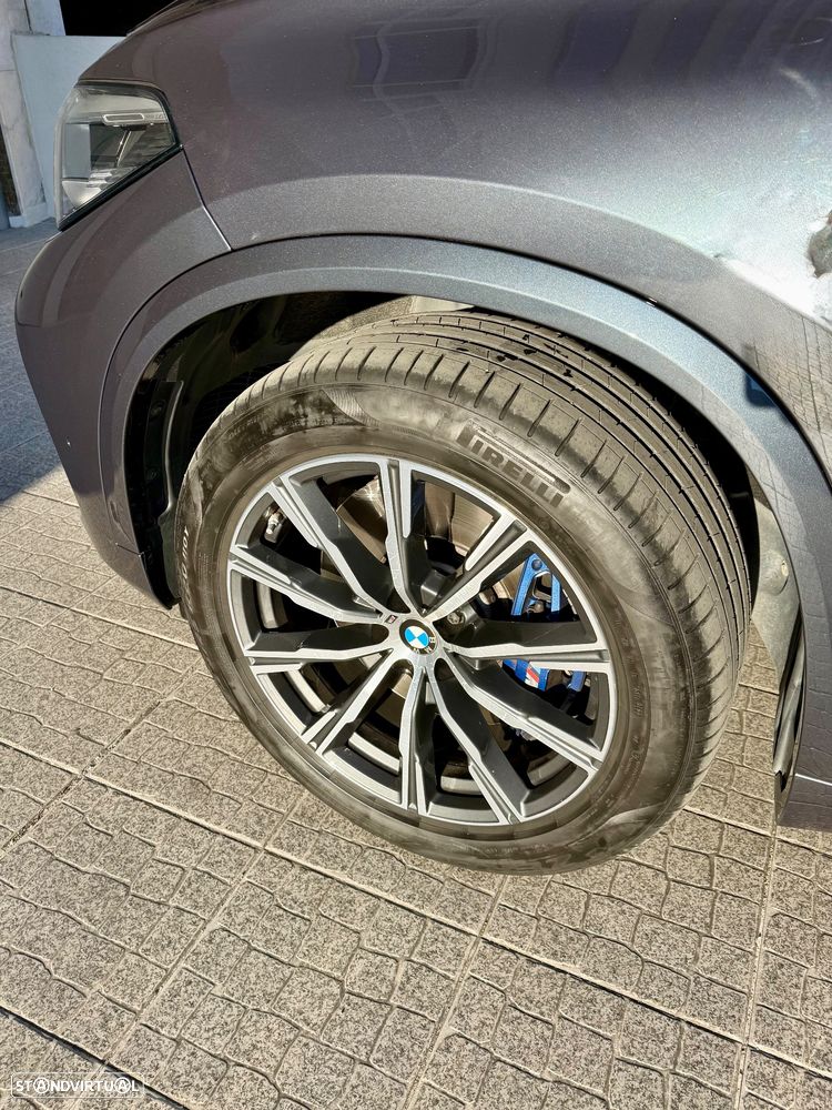 BMW X5 45 e xDrive Pack M - 11