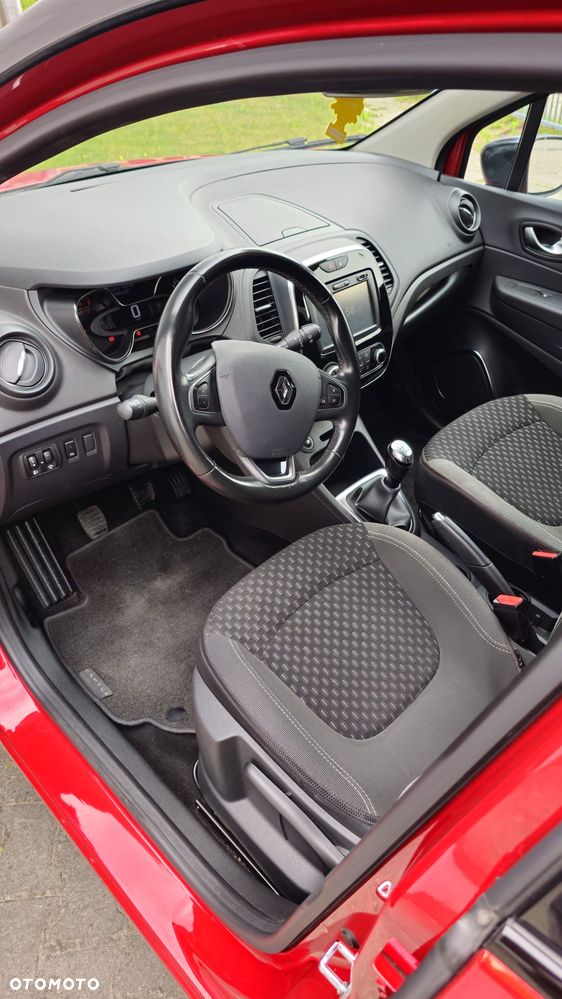 Renault Captur - 19