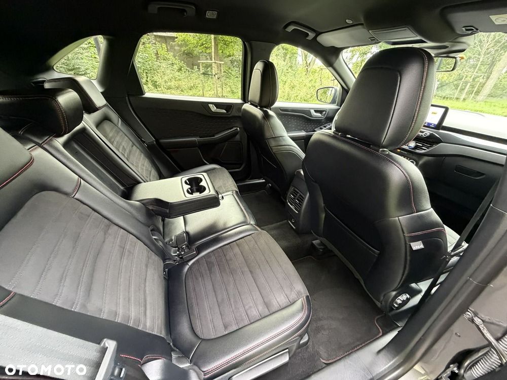 Ford Kuga - 30