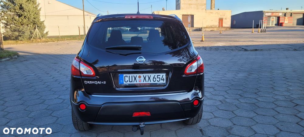 Nissan Qashqai+2 - 18