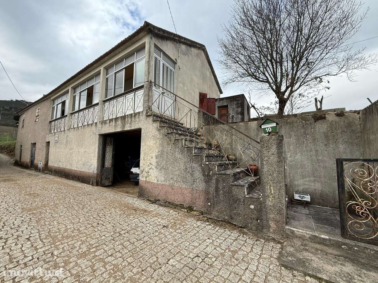 Casa para Recuperar com Jardim e Vista para a Montanha em Bragança - Grande imagem: 2/8