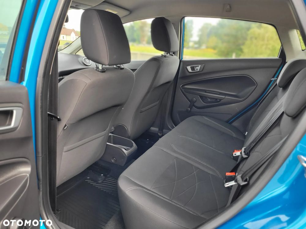 Ford Fiesta 1.25 Silver X plus EU5 - 16