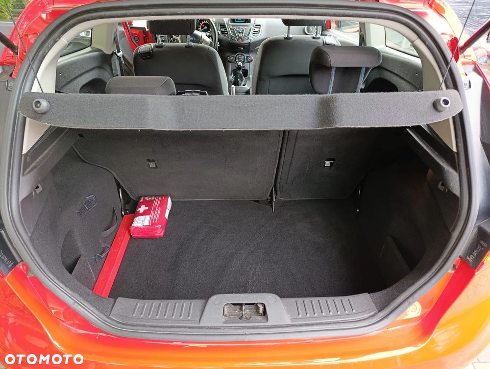 Ford Fiesta 1.25 Ambiente - 19