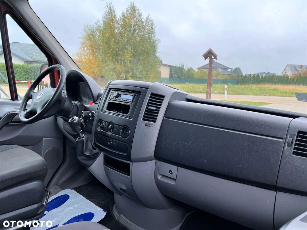 Volkswagen CRAFTER - 23