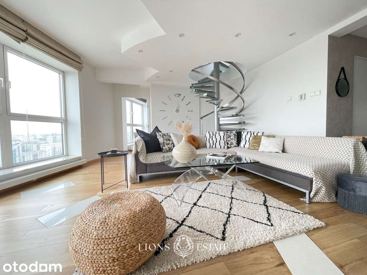 Penthouse z prywatnym tarasem - na Mokotowie
