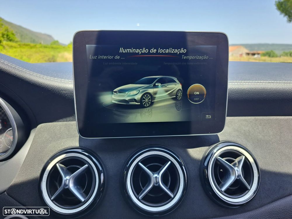 Mercedes-Benz A 200 (BlueEFFICIENCY) 7G-DCT AMG Sport - 28