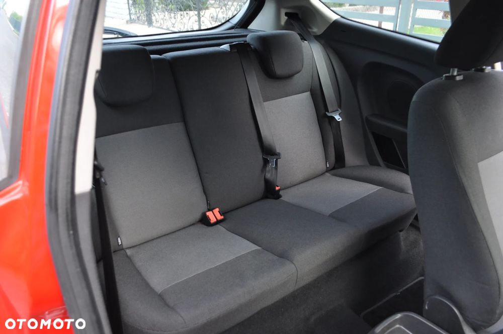 Ford Fiesta 1.25 Ambiente - 18