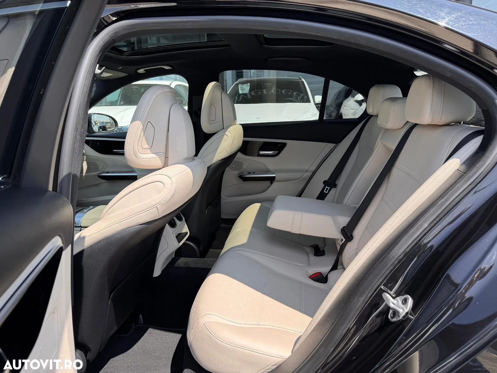 Mercedes-Benz C - 6