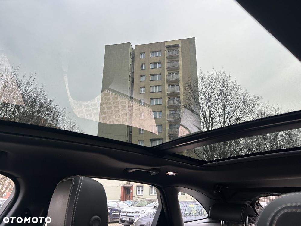 Jaguar F-Pace 2.0 i4D AWD R-Sport - 38