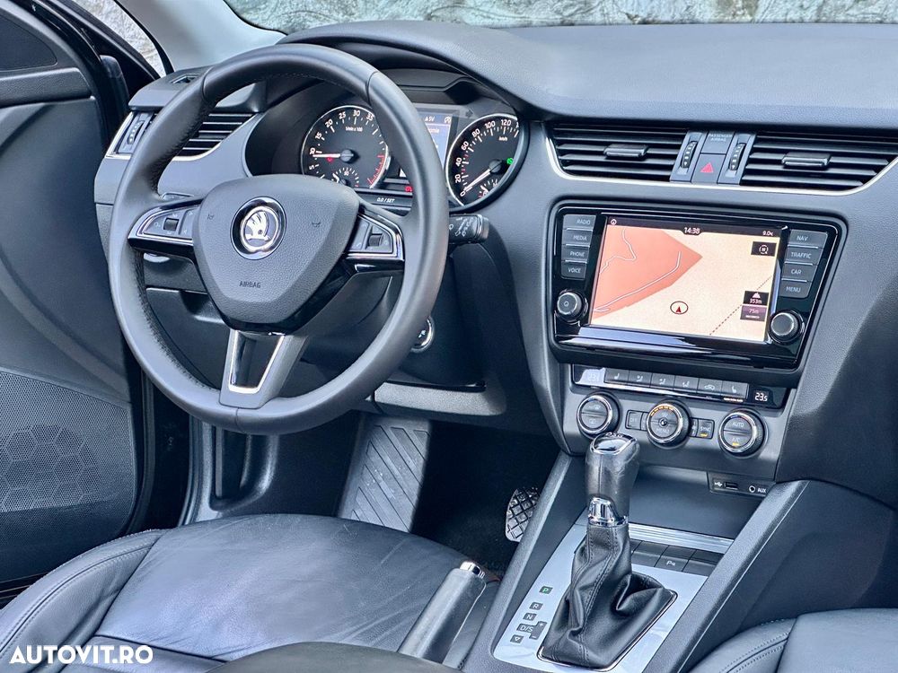 Skoda Octavia 1.6 TDI (Green tec) DSG Style - 12