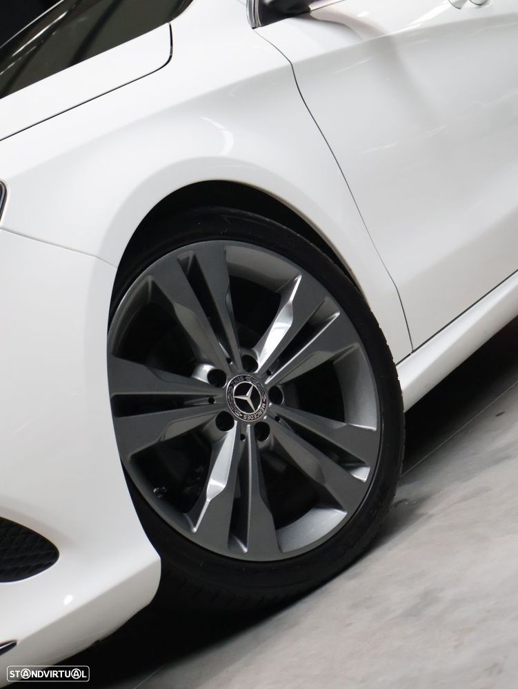 Mercedes-Benz CLA 180 d Shooting Brake Urban Aut. - 12