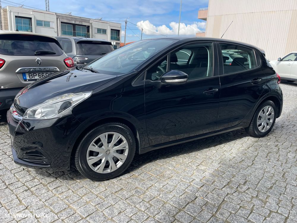 Peugeot 208 1.2 PureTech Active - 5
