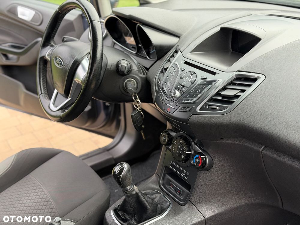 Ford Fiesta 1.25 SYNC Edition - 37