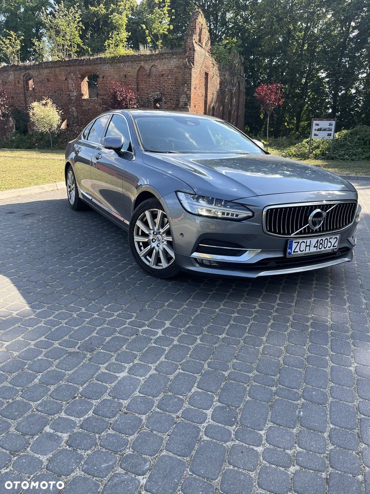 Volvo S90 - 1
