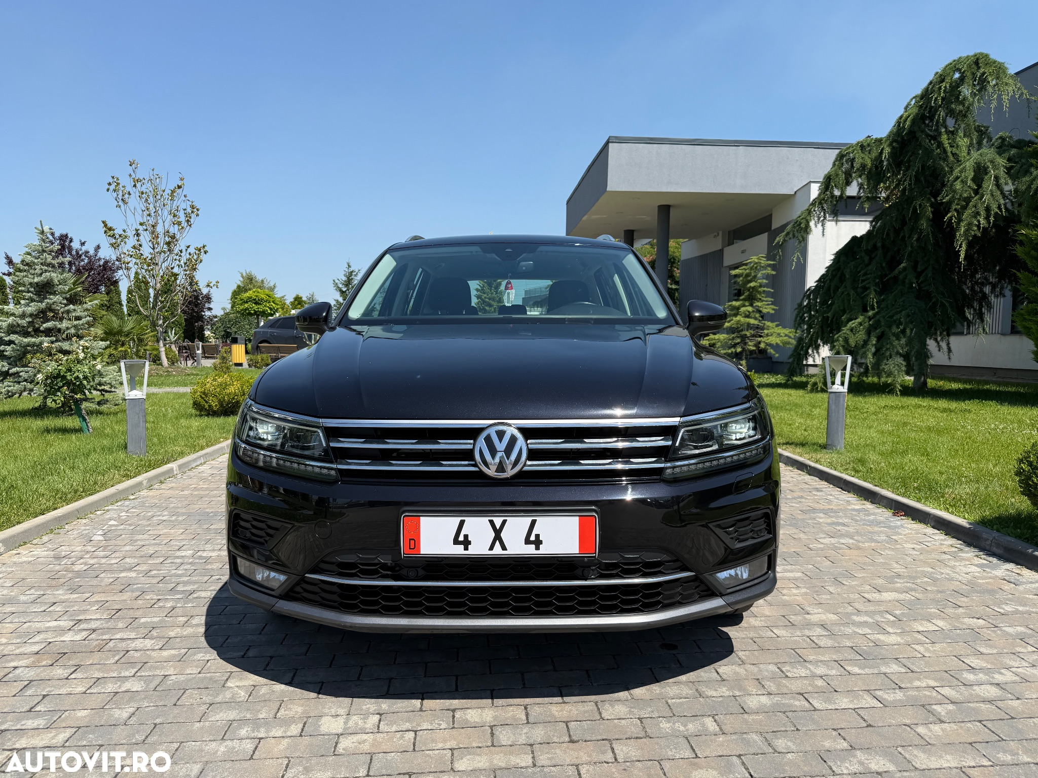 Volkswagen Tiguan 2.0 TDI DSG 4Mot Highline - 12