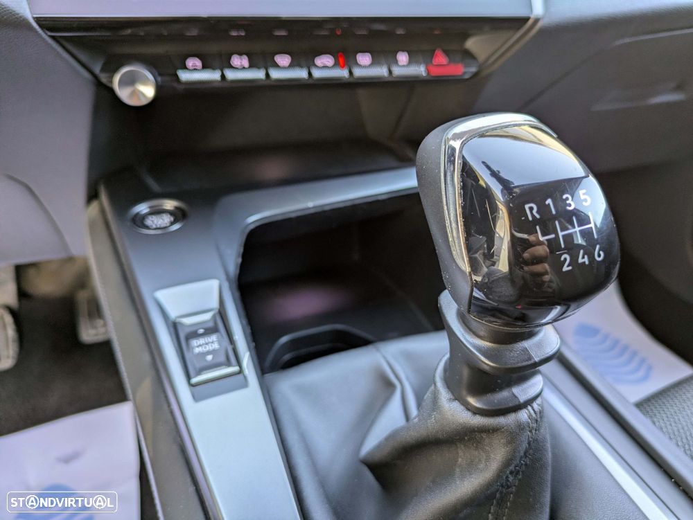 Peugeot 308 SW 1.5 BlueHDi Allure - 23