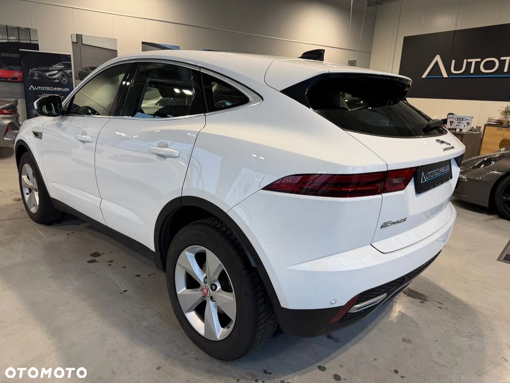 Jaguar E-Pace 2.0 i4P AWD - 8