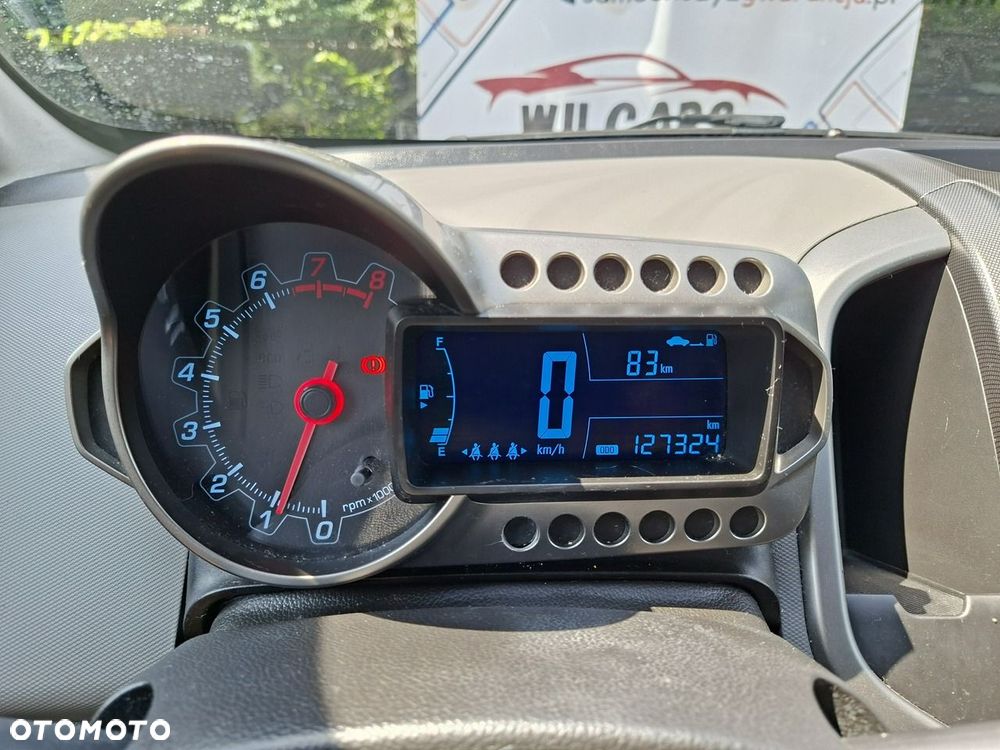 Chevrolet Aveo 1.6 LTZ - 18