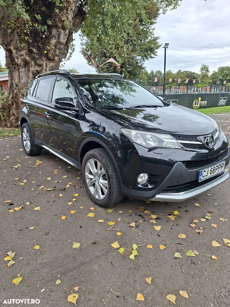 Toyota RAV4 2.2 D-4CAT 4WD Aut Luxury 18" - 2